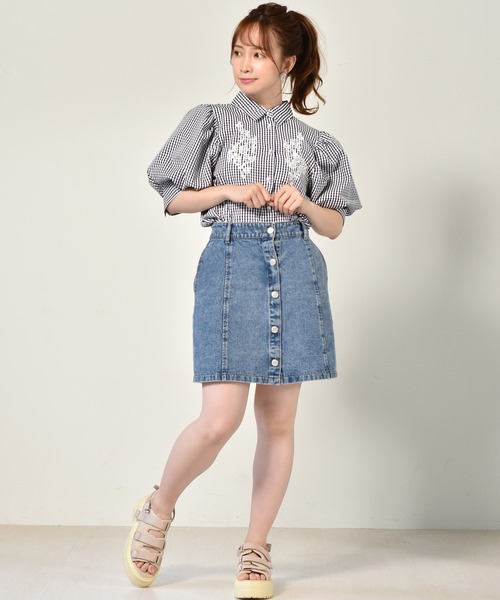 ems excite（エムズエキサイト）の「刺繍パワショルブラウス（シャツ/ブラウス・レディース・ライトブルー/ブラック系その他/ホワイト/ベージュ・FREE）」の12枚目の写真