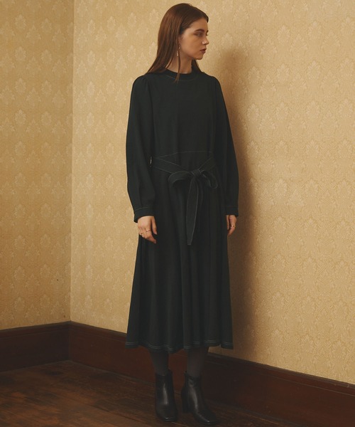 PURIL（ピュリル）の「【PURIL】リボン付き　配色ステッチカットソーフレアロングワンピース（ワンピース・レディース・ブラック/ブラウン/ボルドー・S/M）」の17枚目の写真