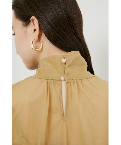 rienda（リエンダ）の「ショルダーギャザーシースルートップス（Tシャツ/カットソー・レディース・ブラック/ライム/ライトブラウン・FREE）」の6枚目の写真