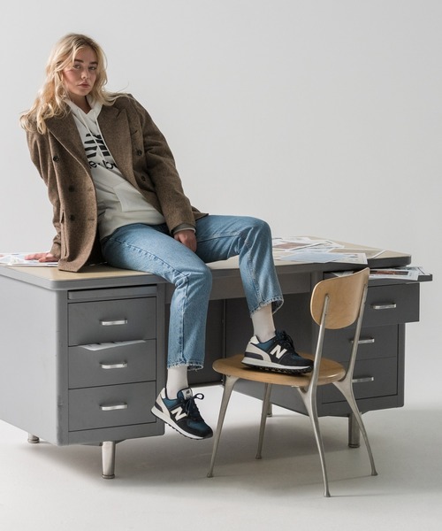 NEW BALANCE(ニューバランス)の「ML574(スニーカー・メンズ・ホワイト/グレー系その他/グレー/ネイビー/ライトブラウン/バーガンディー・24.5cm/28.0cm/25.5cm/24.0cm/26.0cm/25.0cm/27.5cm/26.5cm/29.0cm/23.0cm/28.5cm/27.0cm/23.5cm/22.5cm)」の16枚目の写真