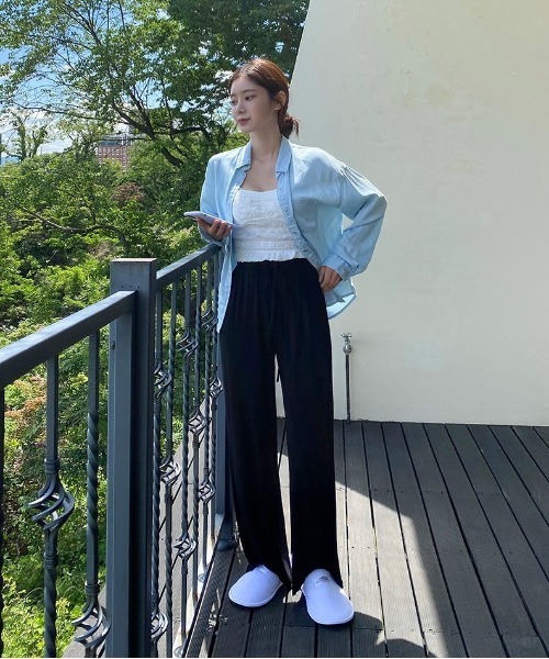 chuu(チュー)の「CHUU ボーイングトレーニングパンツ(スウェットパンツ・レディース・ブラック/ミント/バイオレット/ピンク・FREE)」の19枚目の写真