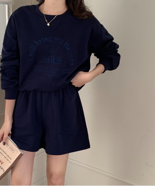 emi+(エミプラス)の「刺繍ロゴトレーナ+ショートパンツセットアップ(スウェット・レディース・ブルー/イエロー/ピンク/ネイビー/チャコールグレー/アイボリー/ブラウン/ブラック・FREE)」の6枚目の写真