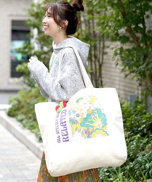 チチカカ（チチカカ）の「プリントビッグキャンバストートバッグ（トートバッグ・レディース・その他3/その他2/その他1・FREE）」の11枚目の写真