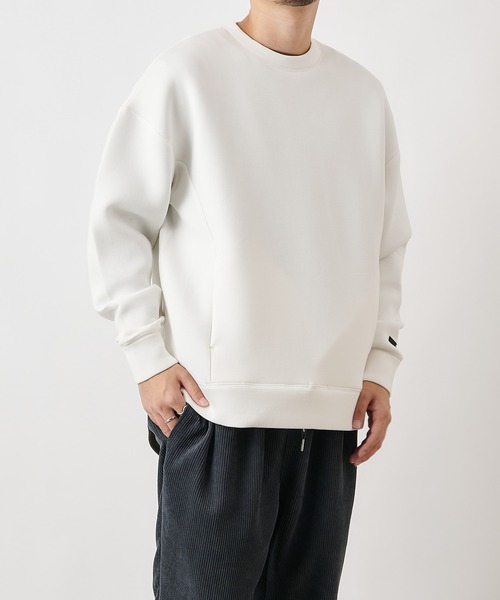 COLONY 2139(コロニートゥーワンスリーナイン)の「ダンボールポケット付きクルーネックプルオーバー※ユニセックス対応(スウェット・メンズ・ホワイト/カーキ/ブラック・X-LARGE/MEDIUM/LARGE)」の15枚目の写真