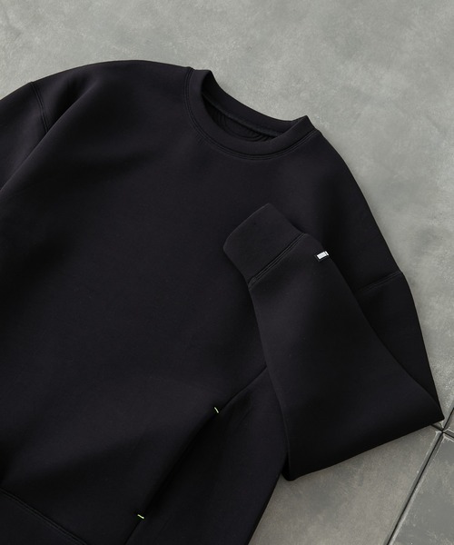 COLONY 2139(コロニートゥーワンスリーナイン)の「ダンボールポケット付きクルーネックプルオーバー※ユニセックス対応(スウェット・メンズ・ホワイト/カーキ/ブラック・X-LARGE/MEDIUM/LARGE)」の14枚目の写真