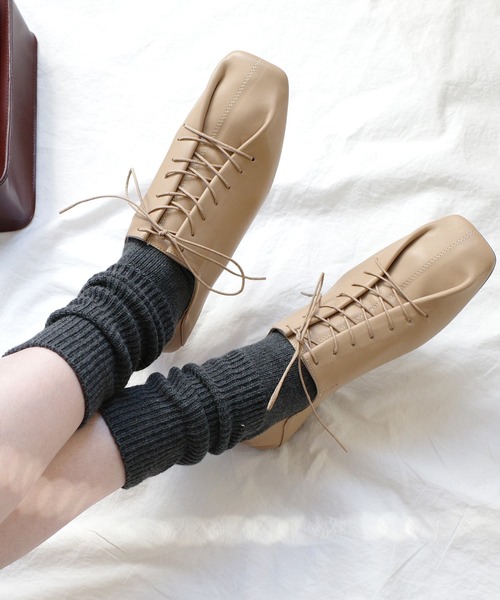 AmiAmi（アミアミ）の「2WAYスクエアトゥレースアップバブーシュ ローファー（ローファー・レディース・ベージュ/ブラック/アイボリー・L/LL/M/S）」の14枚目の写真