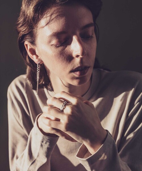 and cloud（アンドクラウド）の「Gradation Ring S（リング・レディース・イエローゴールド/シルバー/ブラック・LL/M）」の18枚目の写真