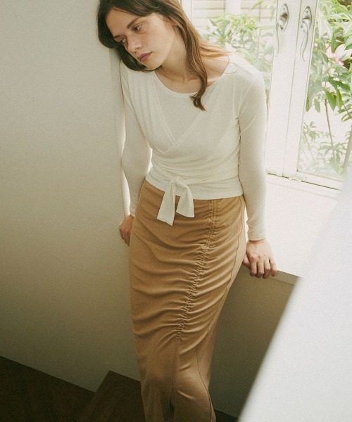 mangata(モンガータ)の「Cut shhirring skirt(スカート・レディース・ブラック/ベージュ・FREE)」の2枚目の写真