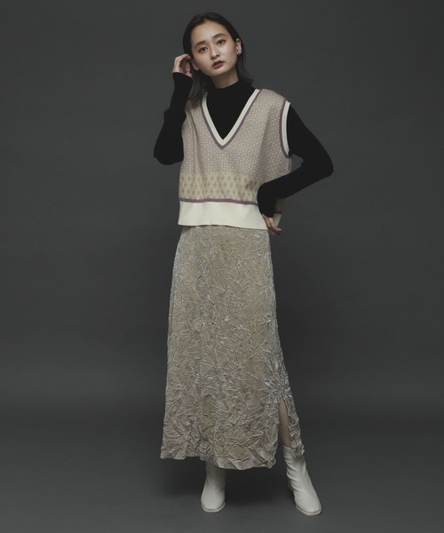 SENSE OF PLACE by URBAN RESEARCH(センスオブプレイスバイアーバンリサーチ)の「2WAYジャガードショートニットベスト(ニット/セーター・レディース・ベージュ/グリーン/アイボリー・ONE)」の2枚目の写真