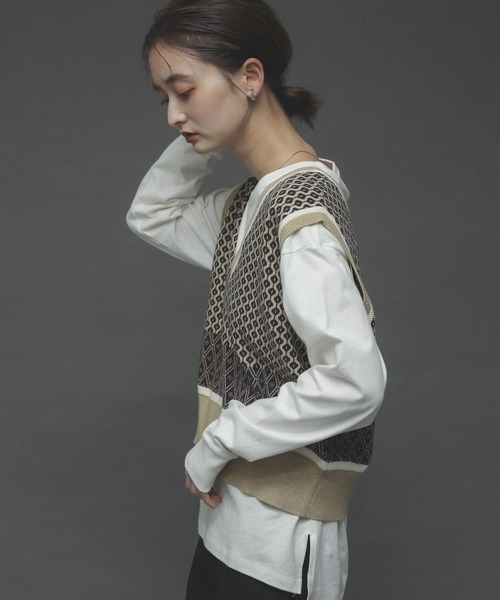 SENSE OF PLACE by URBAN RESEARCH(センスオブプレイスバイアーバンリサーチ)の「2WAYジャガードショートニットベスト(ニット/セーター・レディース・ベージュ/グリーン/アイボリー・ONE)」の19枚目の写真