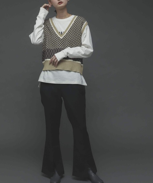 SENSE OF PLACE by URBAN RESEARCH(センスオブプレイスバイアーバンリサーチ)の「2WAYジャガードショートニットベスト(ニット/セーター・レディース・ベージュ/グリーン/アイボリー・ONE)」の5枚目の写真