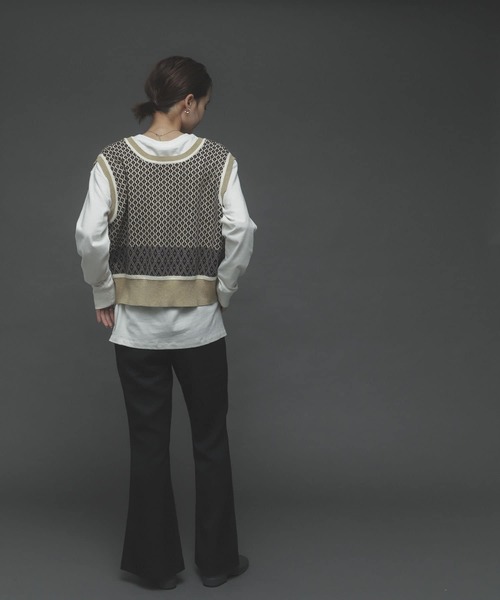 SENSE OF PLACE by URBAN RESEARCH(センスオブプレイスバイアーバンリサーチ)の「2WAYジャガードショートニットベスト(ニット/セーター・レディース・ベージュ/グリーン/アイボリー・ONE)」の10枚目の写真