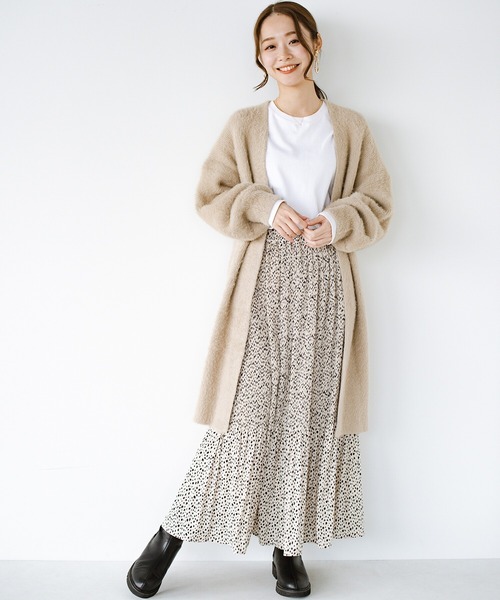 haco!(ハコ)の「あなたのにおいがうつって嬉しくなった 今日もこっそり置いて帰ろうかな サッと羽織って色っぽいフェイクファーカーディガン by you made me(カーディガン/ボレロ・レディース・ベージュ系その他/パープル系その他・1/2)」の9枚目の写真