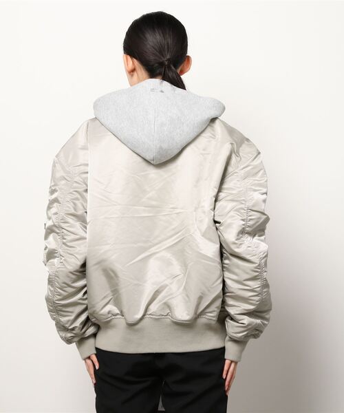 【希少カラー・ビッグサイズ】 アルファインダストリーズ　現行　シルバー　XL Alpha Industries（アルファインダストリーズ）の「ALPHA/アルファ