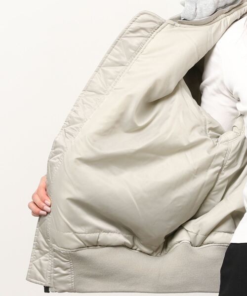 Alpha Industries（アルファインダストリーズ）の「ALPHA/アルファ