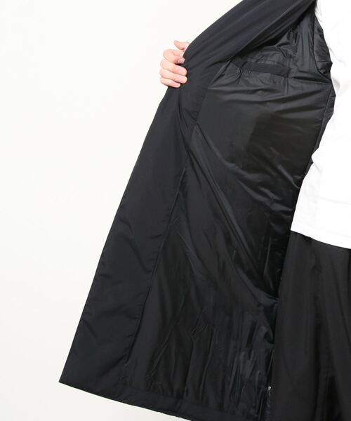 CITY TOKYO（シティトウキョウ）の「SOLOTEX中綿ベルテッドオーバーコート（ダウンジャケット/コート・メンズ・ブラック/オフホワイト/グレー・1/2）」の4枚目の写真