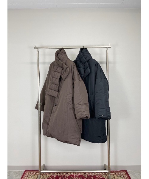 Chikashitsu +(チカシツプラス)の「【Chikashitsu +/チカシツプラス】Oversized padding coat/パディング 中綿ジャケット ロングコート オーバーサイズ ペディンコート(その他アウター・メンズ・ブラック/ブラウン・ONE SIZE)」の3枚目の写真