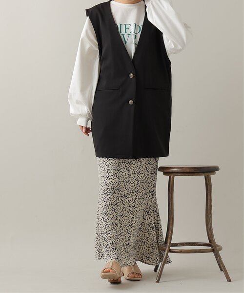 frames RAY CASSIN（フレームスレイカズン）の「ノーカラージレ（テーラードジャケット・レディース・ベージュ/ブラック・FREE）」の5枚目の写真