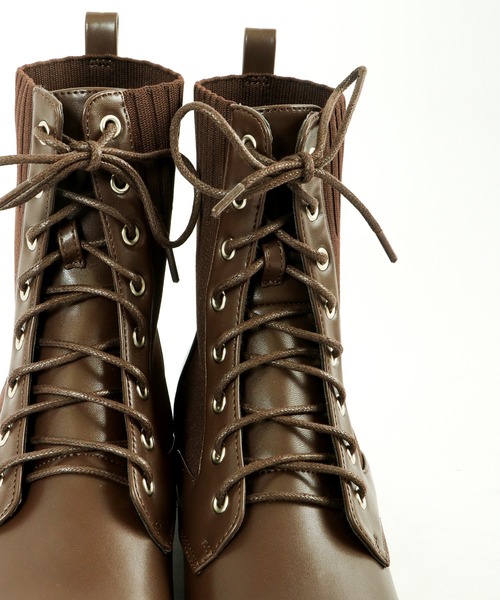 LibertyDoll(リバティードール)の「LibertyDoll 美シルエット レースアップ ニット ブーツ(ブーツ・レディース・ブラック/ダークブラウン/アイボリー・LL/S/M/L)」の14枚目の写真