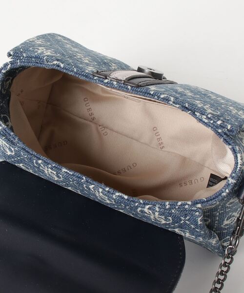 Guess（ゲス）の「KASINTA Mini Top Handle Flap（ハンドバッグ・レディース・インディゴブルー・ONE SIZE）」の13枚目の写真