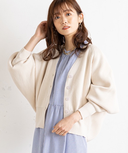 prose verse（プロズヴェール）の「コクーンニットカーディガン（カーディガン/ボレロ・レディース・ネイビー/ピンク/グリーン/アイボリー・ﾌﾘ-）」の2枚目の写真