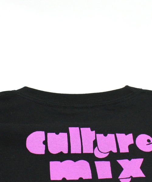 RNA（アールエヌエー）の「M1834 ジャンクロゴＢＩＧロングＴ（Tシャツ/カットソー・レディース・ブラック/ホワイト×レッド/ホワイト×ブルー・MEDIUM）」の7枚目の写真