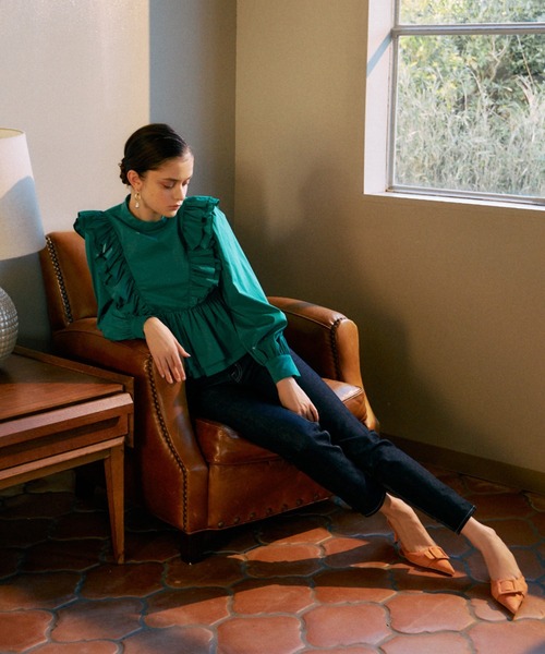 EIMY ISTOIRE（エイミーイストワール）の「ボリュームフリルペプラムブラウス（シャツ/ブラウス・レディース・イエロー/ホワイト/ブラック/グリーン・FREE）」の11枚目の写真