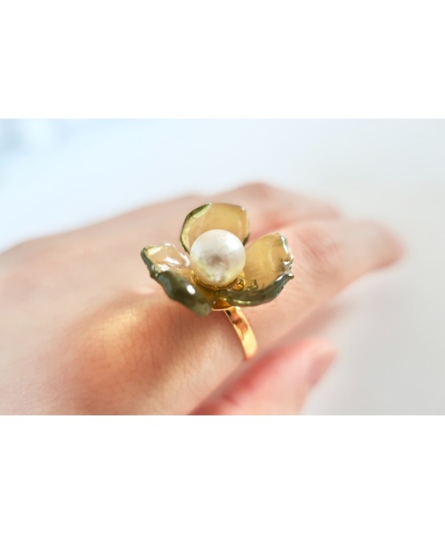 Hazeleyes パール輝くお花の指輪 ピンク Hazeleyes ヘーゼルアイズ Ma リング Tone トーン のファッション通販 Zozotown Hazeleyes パール輝くお花の指輪 ピンク Hazeleyes ヘーゼルアイズ Ma リング Tone トーン のファッション通販 Zozotown