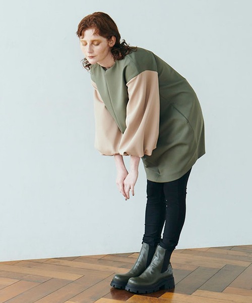 MECRE（メクル）の「バイカラーコクーンミニワンピース（ワンピース・レディース・ブラック/カーキ・F）」の13枚目の写真