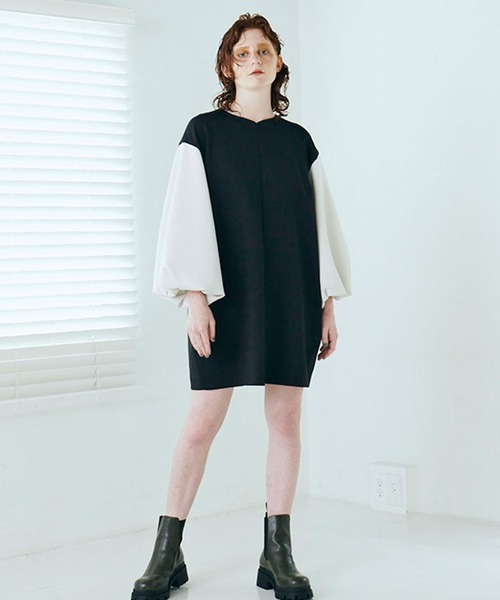 MECRE（メクル）の「バイカラーコクーンミニワンピース（ワンピース・レディース・ブラック/カーキ・F）」の7枚目の写真