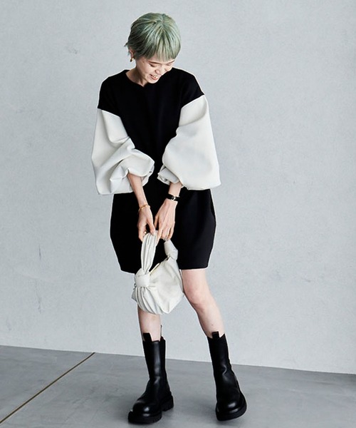 MECRE（メクル）の「バイカラーコクーンミニワンピース（ワンピース・レディース・ブラック/カーキ・F）」の18枚目の写真