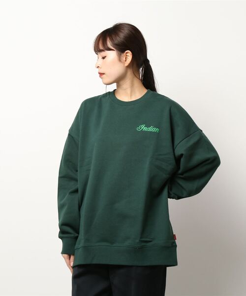 INDIAN(インディアン)の「《INDIAN》刺繍+フロッキー オーバーサイズトレーナー(スウェット・レディース・ブラック/オフホワイト/グリーン/ブルーグレー/グレイッシュベージュ・LARGE/MEDIUM/X-LARGE)」の5枚目の写真