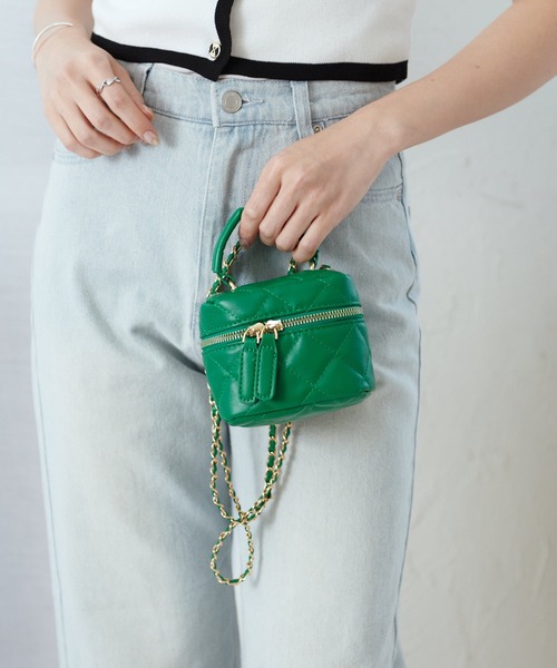 Lamoa（ラモア）の「Lamoa/チェーンストラップ キルティング ミニショルダーバック（ショルダーバッグ・レディース・ホワイト/ブラック/ベージュ/ブラウン/グリーン・FREE）」の5枚目の写真