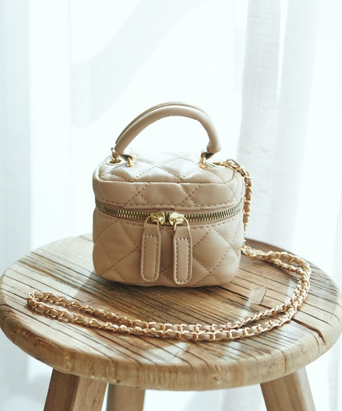 Lamoa（ラモア）の「Lamoa/チェーンストラップ キルティング ミニショルダーバック（ショルダーバッグ・レディース・ホワイト/ブラック/ベージュ/ブラウン/グリーン・FREE）」の6枚目の写真