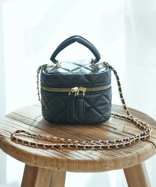 Lamoa（ラモア）の「Lamoa/チェーンストラップ キルティング ミニショルダーバック（ショルダーバッグ・レディース・ホワイト/ブラック/ベージュ/ブラウン/グリーン・FREE）」の8枚目の写真