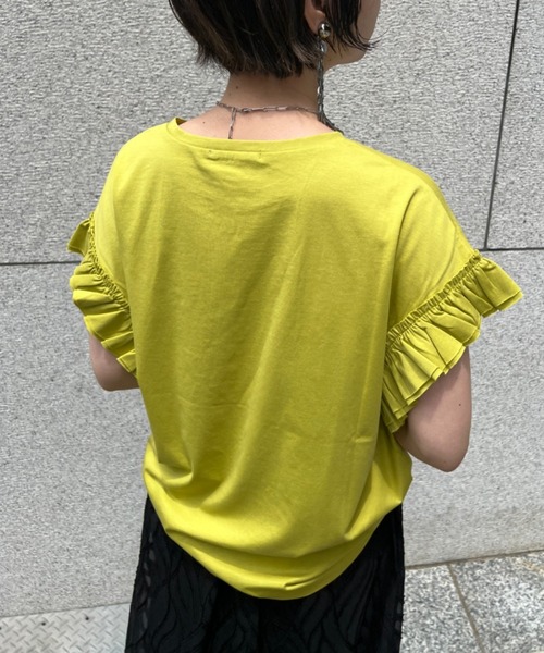 Chez toi(シェトワ)の「袖フリルカットプルオーバー(Tシャツ/カットソー・レディース・ブラック/オフホワイト/イエロー/オレンジ・FREE)」の15枚目の写真