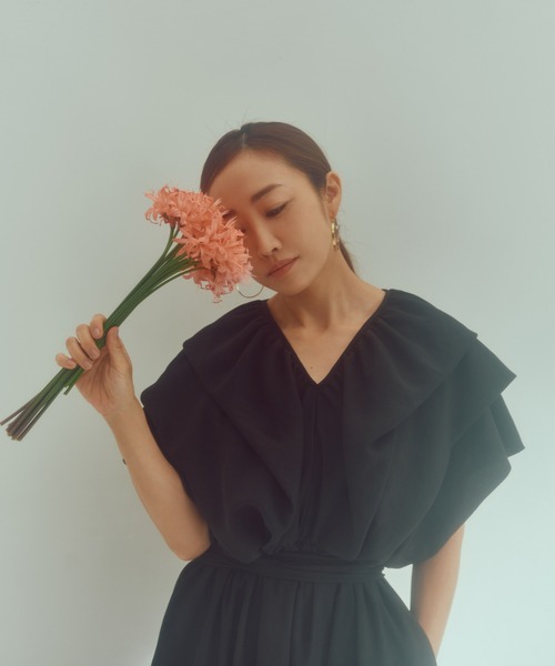 Masaco Teranishi（マサコテラニシ）の「Megumi Kanzaki×Masaco Teranishi  Ranun (ラナン) ティアードフリルワンピース（ワンピース・レディース・グリーン・38）」の2枚目の写真
