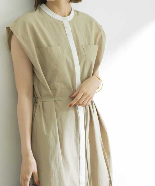 URBAN RESEARCH(アーバンリサーチ)の「バンドカラー配色シャツワンピース(ワンピース・レディース・ベージュ/ネイビー・36/38)」の5枚目の写真