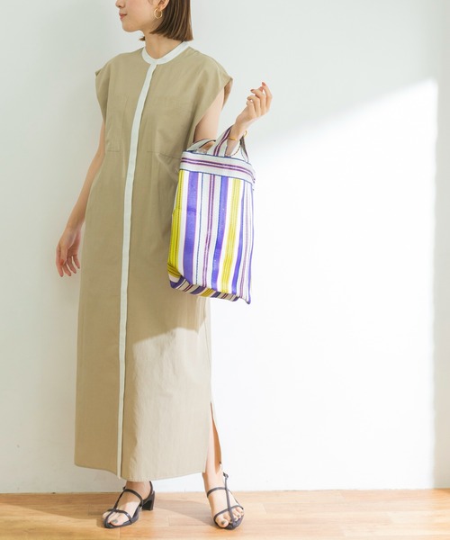 URBAN RESEARCH(アーバンリサーチ)の「バンドカラー配色シャツワンピース(ワンピース・レディース・ベージュ/ネイビー・36/38)」の19枚目の写真