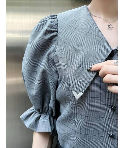 EATME（イートミー）の「BIGカラーブラウス（シャツ/ブラウス・レディース・オフホワイト/ブラック/その他1・FREE）」の7枚目の写真