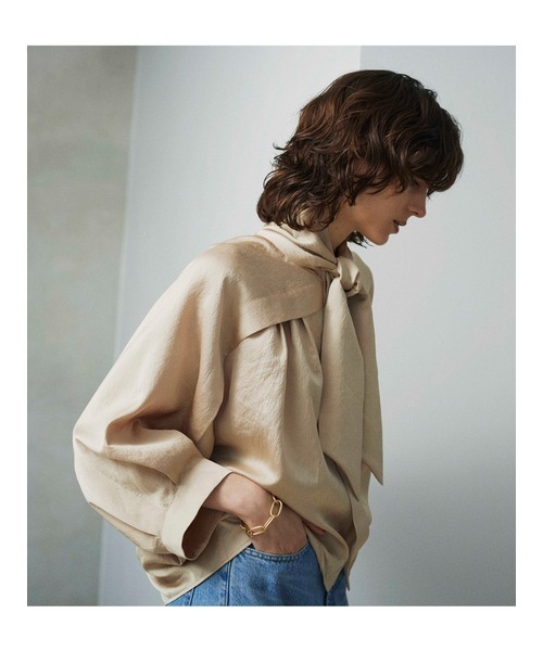 MIESROHE（ミースロエ）の「ボウタイコクーンブラウス　マシーンウォッシャブル（シャツ/ブラウス・レディース・ホワイト/ブラック/ベージュ・FREE）」の3枚目の写真