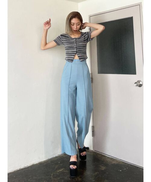 EMODA（エモダ）の「アシンメトリーカットバルキーサンダル（サンダル・レディース・ホワイト/ブラック・LARGE/MEDIUM/SMALL）」の7枚目の写真