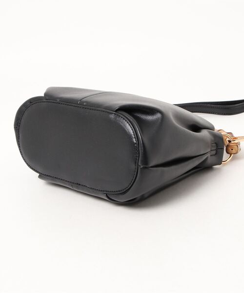 KOBE LETTUCE（コウベレタス）の「バンブーハンドル2wayバッグ（ハンドバッグ・レディース・アイボリー/ブラック/グレイッシュベージュ・FREE）」の8枚目の写真