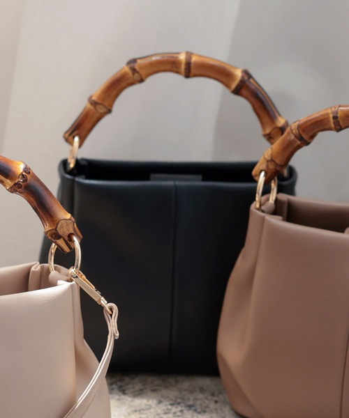 KOBE LETTUCE（コウベレタス）の「バンブーハンドル2wayバッグ（ハンドバッグ・レディース・アイボリー/ブラック/グレイッシュベージュ・FREE）」の7枚目の写真