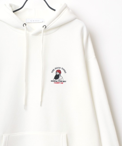 Lazar(ラザル)の「Lazar 別注 Couple Beardman Sweat/オーバーサイズ 裏起毛 ワンポイント刺繍 スウェット パーカー フーディー/長袖 トップス プルオーバー/レディース メンズ(パーカー・メンズ・ブラック/グレー系その他/アッシュグレー/ダークグリーン/ブルー/ブラック系その他/ホワイト系その他/ベージュ系その他/ホワイト/グレー系その他2/グリーン系その他2/グリーン系その他3/ベージュ/グリーン系その他/ブルー系その他/チャコール・M/L/LL)」の3枚目の写真
