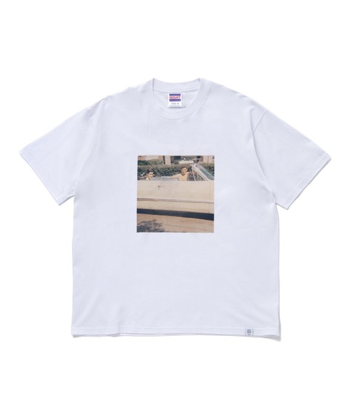 BEDWIN & THE HEARTBREAKERS（ベドウィン アンド ザ ハートブレイカーズ）の「S/S LOVE ME PHOTO TEE "BYERS"（Tシャツ/カットソー・メンズ・ホワイト・MEDIUM/SMALL/LARGE/XX-LARGE/X-LARGE）」の2枚目の写真