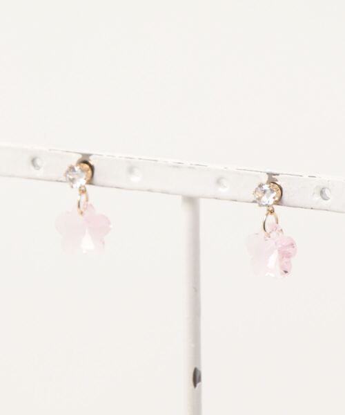 LINFA (リンファ)の「【LINFA】/キラキラフラワー スタッドピアス(ピアス(両耳用)・レディース・レインボー/ピンク/イエロー/パープル/ライトブルー/ブルー/クリア・FREE)」の1枚目の写真