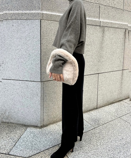 AMELY（エミリー）の「《mikuさん×Erikaさんコラボ》ニットトップス+キャミワンピセットアップ（セットアップ・レディース・グリーン/アイボリー/ブラック/グレー/ダークブラウン/キャメル・M/L）」の15枚目の写真