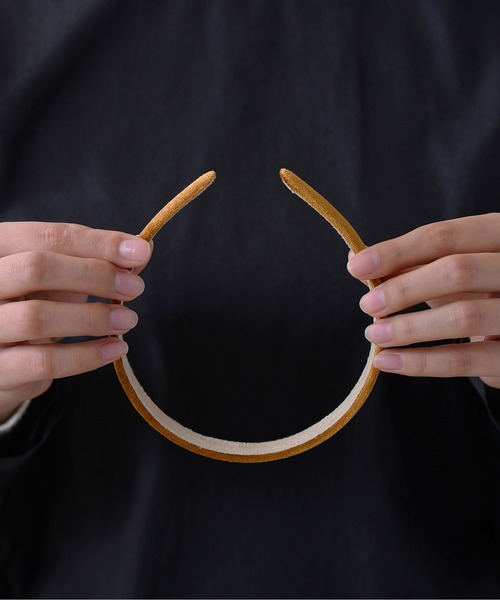 Monocoro toppi（モノコロトッピ）の「光沢 ベロア シンプル 太め カチューシャ（カチューシャ・レディース・ブラック/カーキ/ブラウン/アイボリー・フリー）」の19枚目の写真