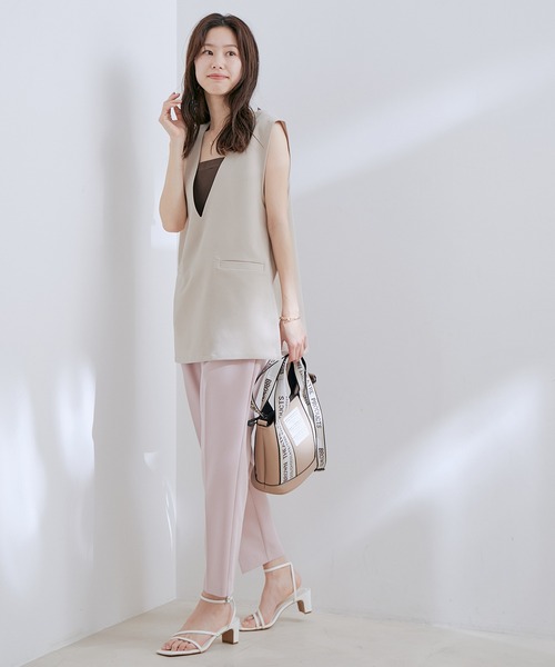 Juze（ジュゼ）の「ナローアシメストラップヒールサンダル（サンダル・レディース・ホワイト/ブラック/シルバー・22.5cm/23.5cm/24.5cm）」の19枚目の写真